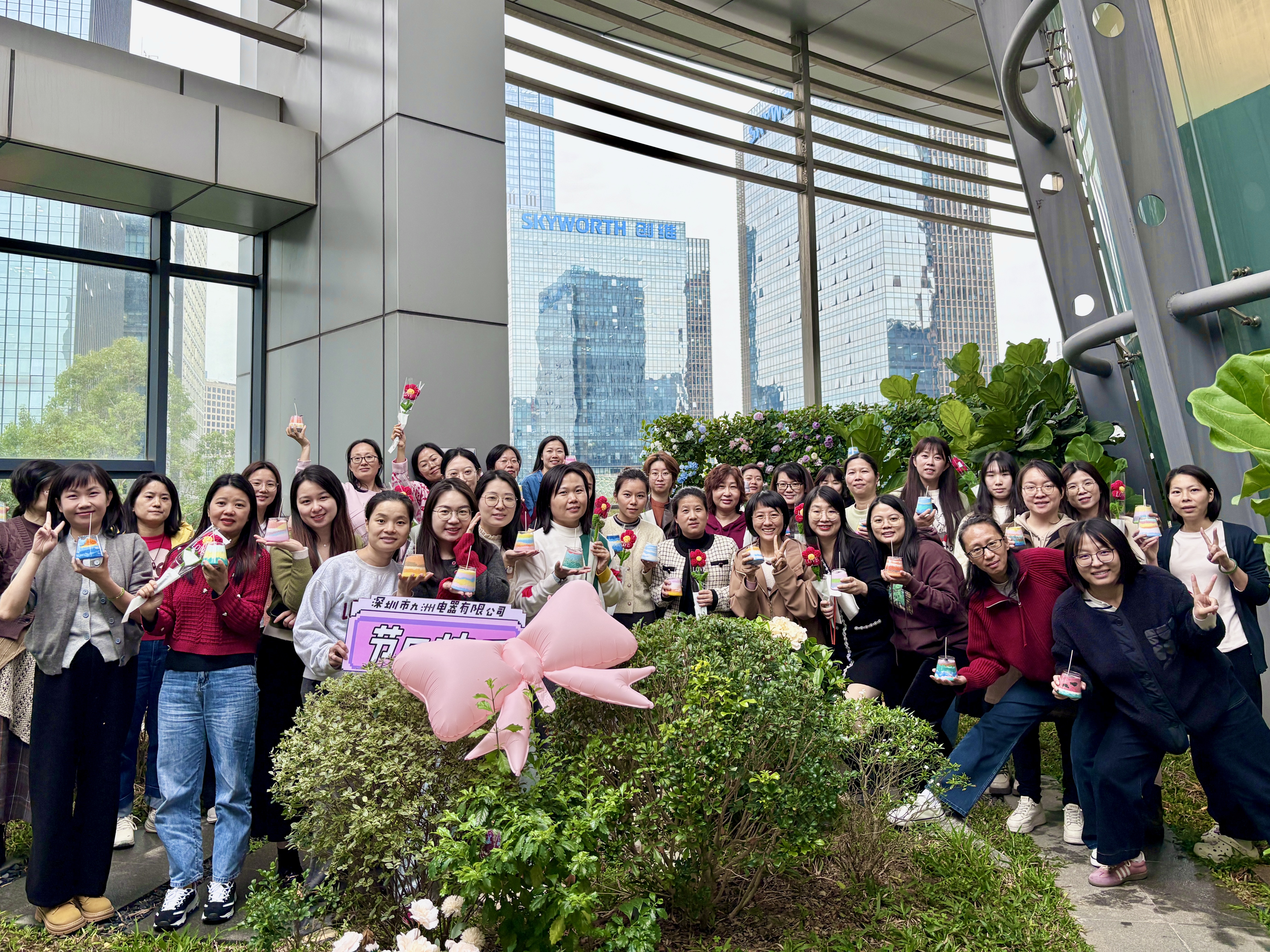 燃光逐梦 烛绽春晖|深圳九洲电器三八妇女节活动